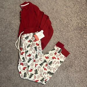 Burts Bees holiday pajamas